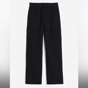 H&M High-Wasited & Tapered Twill Cargo Pants